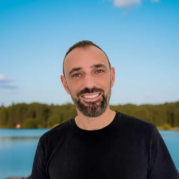 Stéphane Lavergé, founder and main guide of Connecta Life